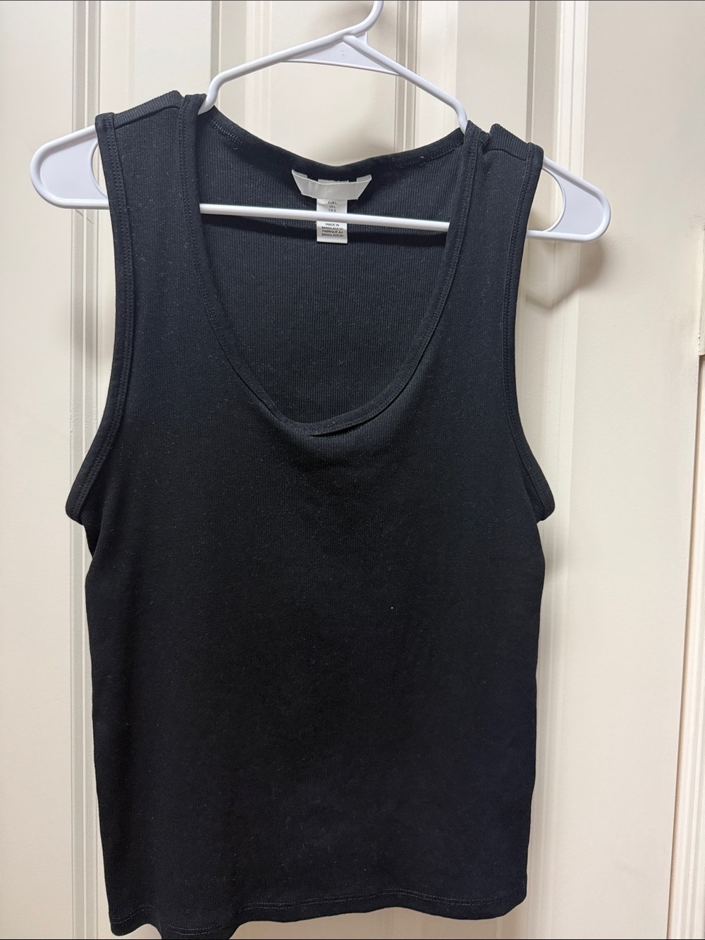 H&M Classic Black Women's Tank Top- large